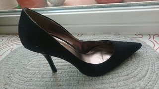 NUEVOS Zapatos estilete de tacón fino negros