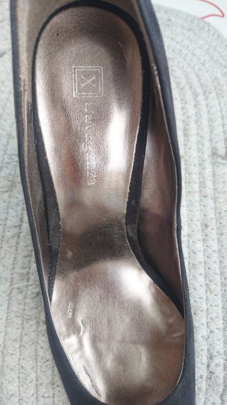NUEVOS Zapatos estilete de tacón fino negros