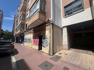 Local comercial en venta en Circular - Vadillos en Valladolid