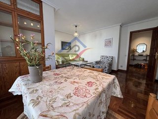 Piso en alquiler en Numancia - San Fernando en Santander