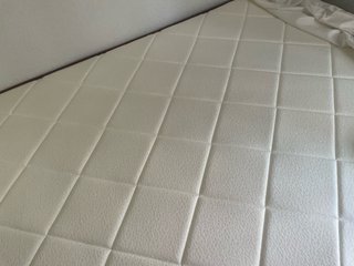 Cama matrimonio 135 а 190 casi nueva