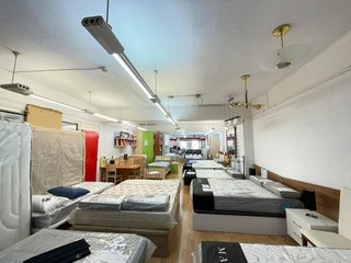 Local comercial en venta en Gavarra en Cornellà de Llobregat