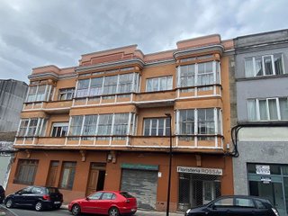 Edificio en venta en Lalín