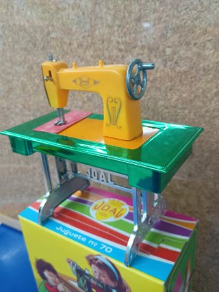 Máquina de coser JOAL mecánica