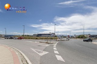 Solar en venta en Barrio de Zaidín en Granada