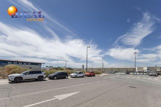 Solar en venta en Barrio de Zaidín en Granada