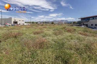 Solar en venta en Barrio de Zaidín en Granada
