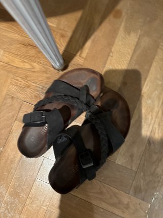 Sandalias Birkenstock Negras y Marrones