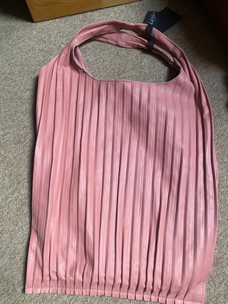 Bolso piel plisado Anita Bilardi rosa