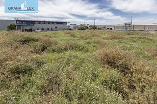 Solar en venta en Barrio de Zaidín en Granada