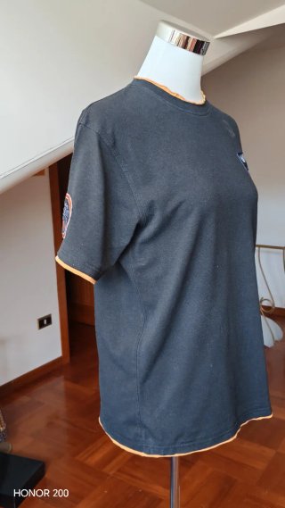 T-shirt uomo nera con stampa