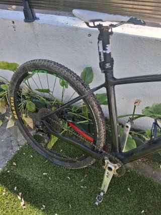 Bicicleta da Montagna Carbonio Taglia L Marca Guess