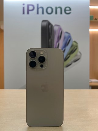 iPhone 16 Pro Max 256GB Titanio Natural