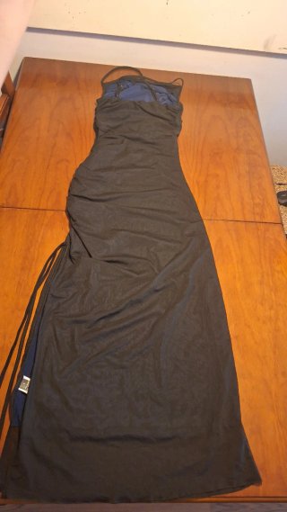Vestido largo ajustado con abertura Talla S