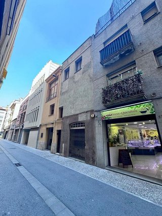 Hotel en venta en Eixample Nord – La Devesa en Girona