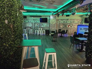 Local comercial en venta en Adra