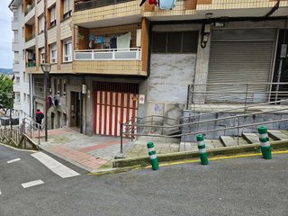 Garaje en venta en Sestao