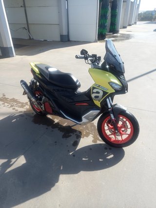 Aprilia SR GT Sport 125 Scooter