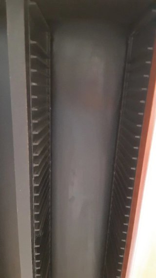 Estantería para 120 CDs