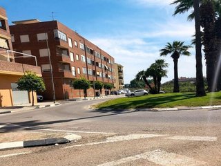 Local comercial en venta en Massanassa
