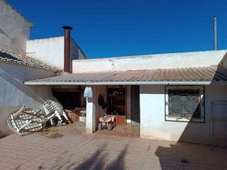 Chalet en venta en Yecla