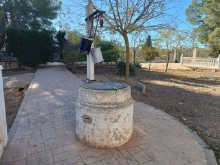 Chalet en venta en Yecla