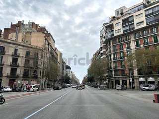 Oficina en alquiler en La Dreta de l'Eixample en Barcelona