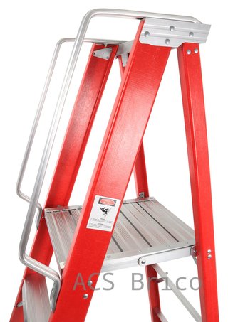 Escalera Fibra Tijera 2x5 - 1,42 Metros - 10401 - Mader
