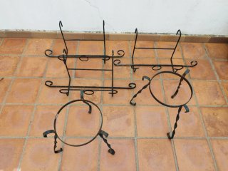 5 Soportes para Macetas de Hierro Forjado.