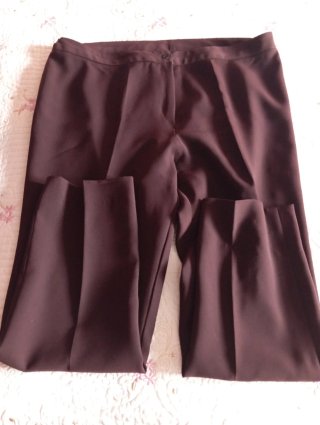 Pantalón señora talla grande marrón. Cintura 106,