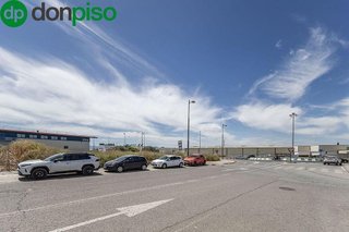 Solar en venta en Barrio de Zaidín en Granada