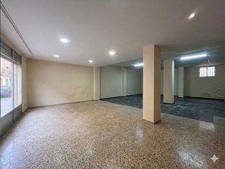 Local comercial en venta en Plaça Eliptica-Republica Argentina-Germanies en Gandia