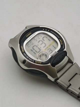 CASIO Illuminator 2672 LW-200 Orologio Digitale