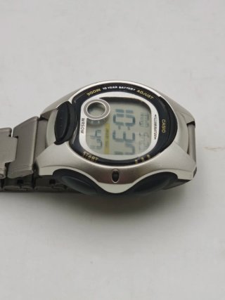 CASIO Illuminator 2672 LW-200 Orologio Digitale