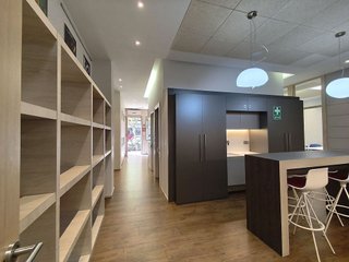 Local comercial en alquiler en Txagorritxu - El Pilar en Vitoria-Gasteiz