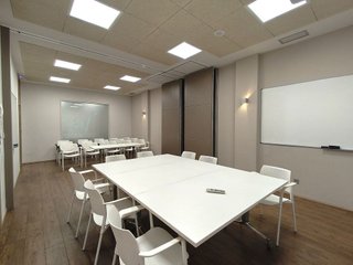 Local comercial en alquiler en Txagorritxu - El Pilar en Vitoria-Gasteiz