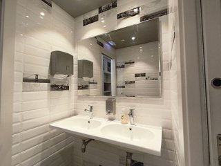Local comercial en alquiler en Txagorritxu - El Pilar en Vitoria-Gasteiz