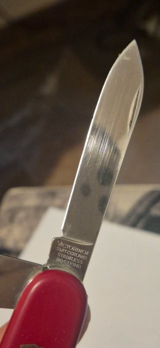 Coltellino Victorinox Huntsman Rosso