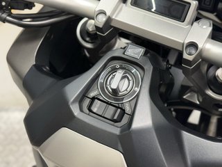 HONDA X-ADV