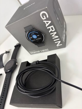 Reloj Garmin Vivoactive 3 Music Negro