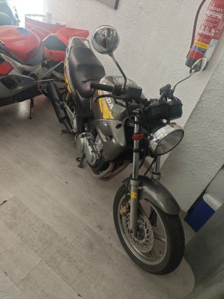Honda CB 500