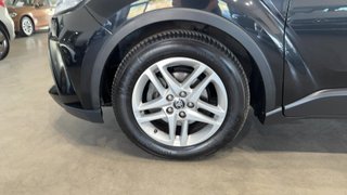 Toyota C-HR 1.8 H 122 BUSINESS (2022)