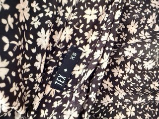 Falda larga floral negra
