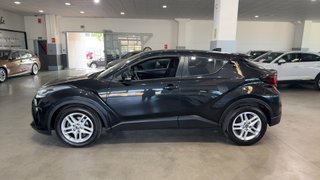 Toyota C-HR 1.8 H 122 BUSINESS (2022)