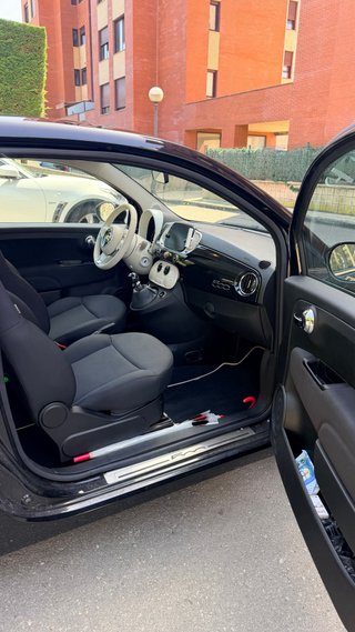 FIAT 500 Dolcevita  Hybrid 2024. Menos 10.000 km.