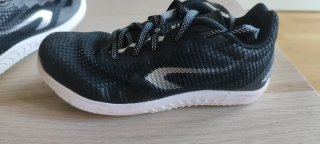 Zapatillas atletismo Kiprun clavos negras Talla34