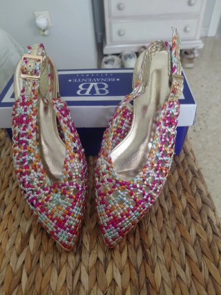 Sandalias planas rejilla multicolor doradas