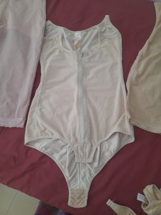 Lote de fajas beige