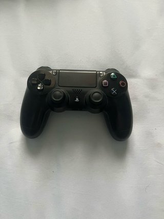 PS4 1TB Sony Negra Casi Nueva