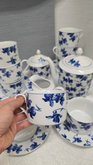 Juego de té Vista Alegre de porcelana floral azul
